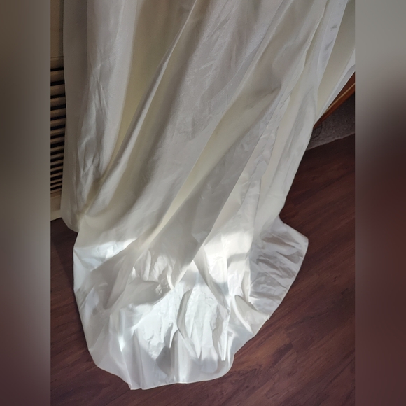 NWT David's bridal dress 26W - Picture 9 of 11